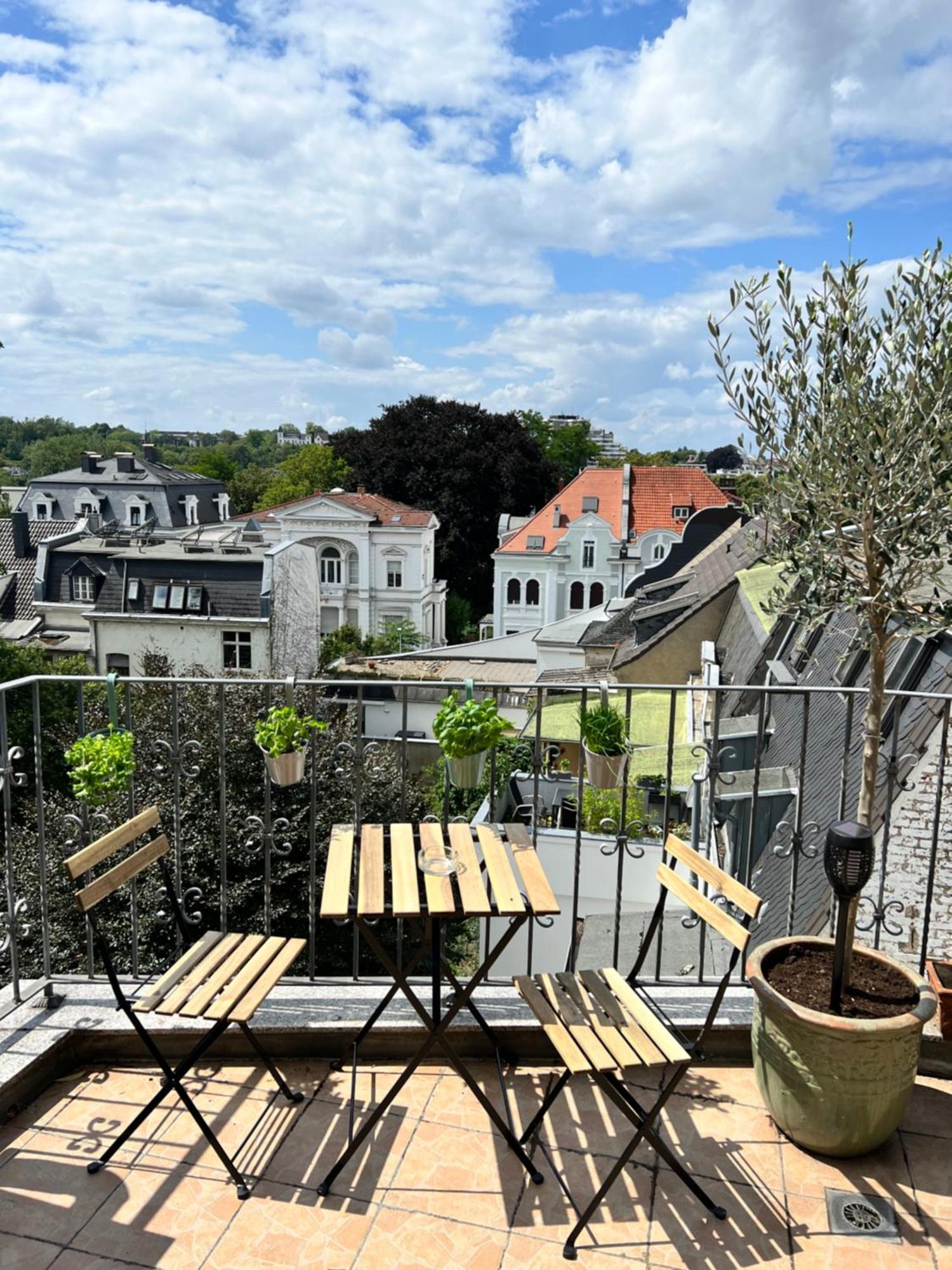 Renoviertes Design Apartment Mit Toller Terasse Mülheim an der Ruhr Exterior foto